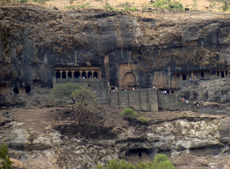 Girijatmaj, Lenyadri Temple